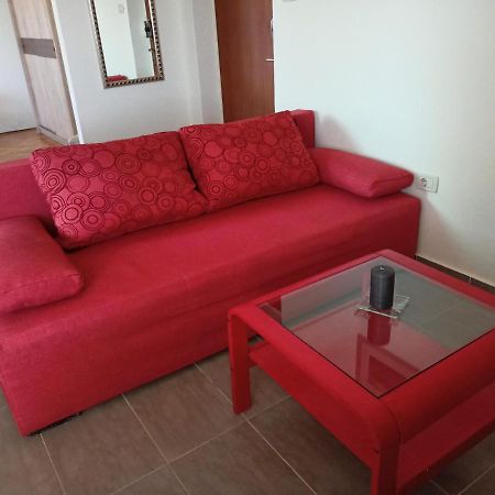 Cozy Apartment In The City Center Pula Exterior photo